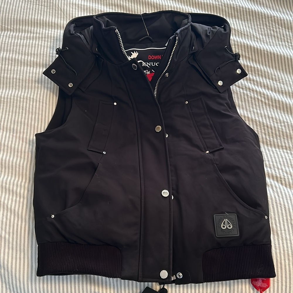 The Liberty vest by Moose Knuckles. From the Core Classic collection.